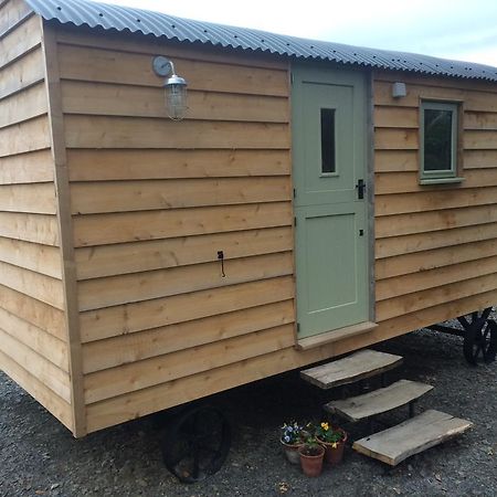 Вилла The Farm Hut Бармут Экстерьер фото