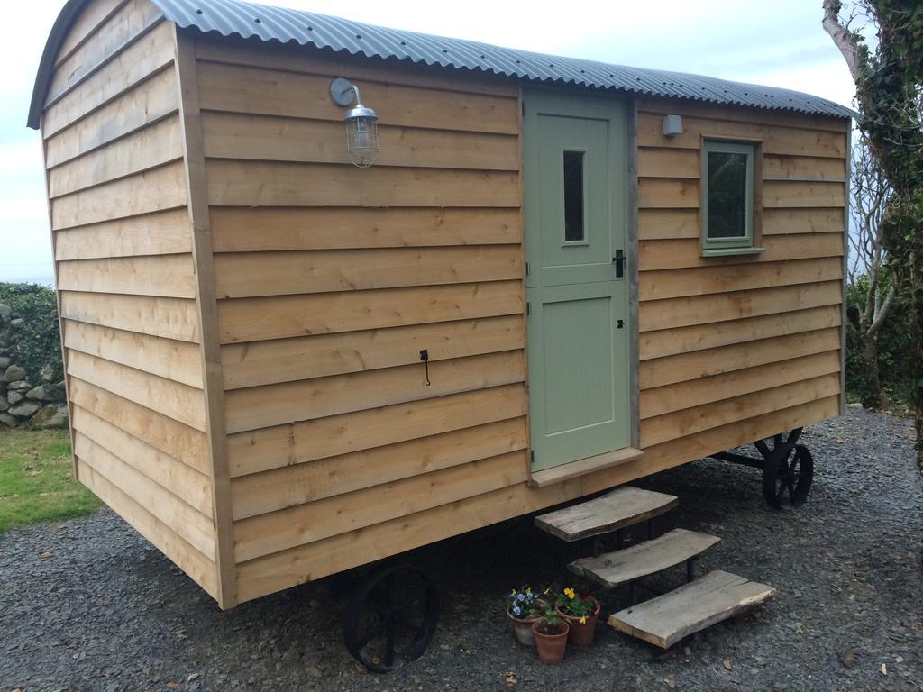 Вилла The Farm Hut Бармут Экстерьер фото